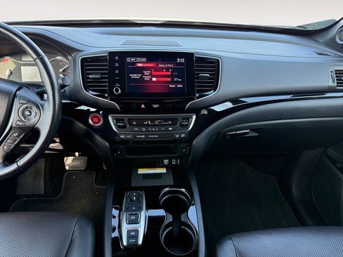 Certified 2023 Honda Ridgeline Black Edition image 10
