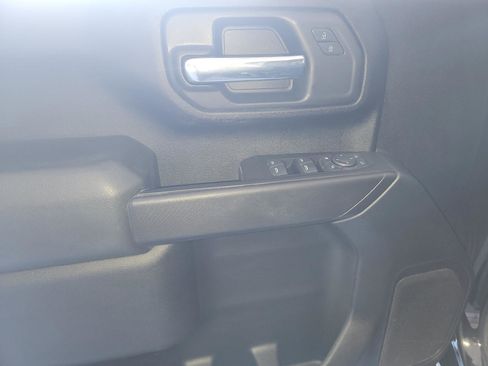 Used 2024 Chevrolet Silverado 2500 Custom w/ Custom Value Package AWD/4WD image 8