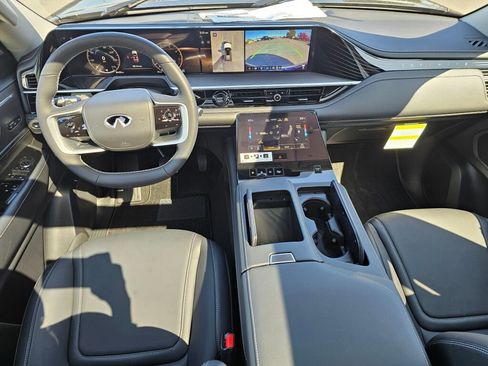 New 2025 INFINITI QX80 Pure image 16