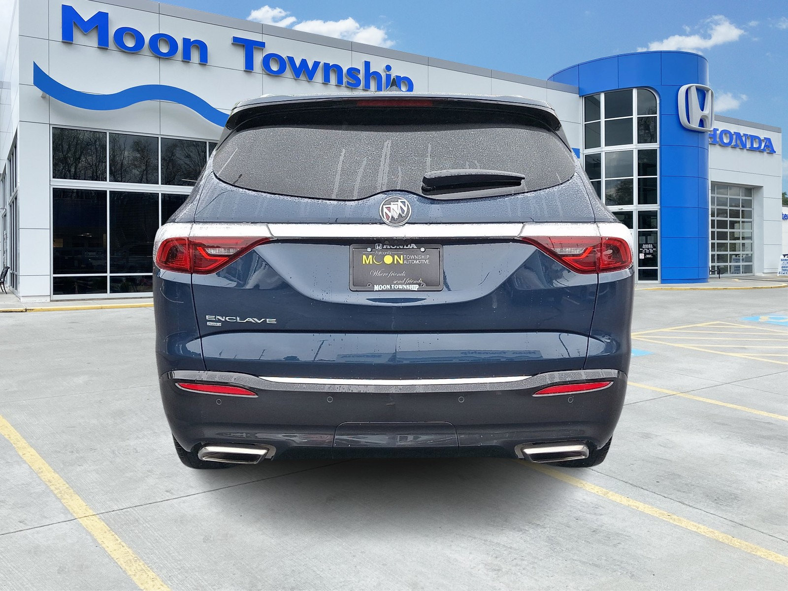 Used 2024 Buick Enclave Premium w/ Experience Buick Package AWD/4WD image 5