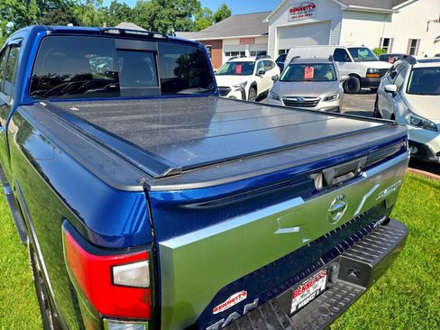 Used 2020 Nissan Titan Platinum Reserve image 10