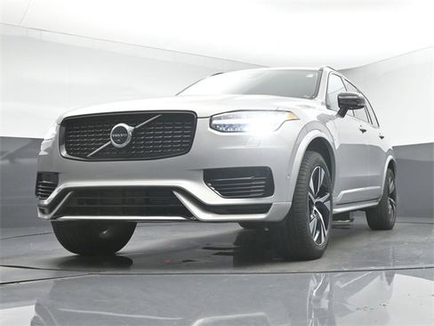 Used 2023 Volvo XC90 T8 Plus image 40