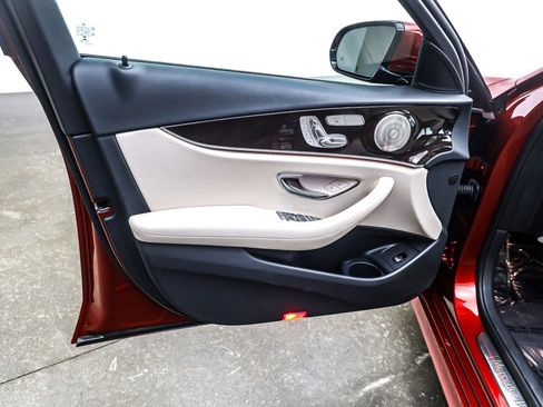 Used 2021 Mercedes-Benz E 350 Sedan w/ Premium Package image 21