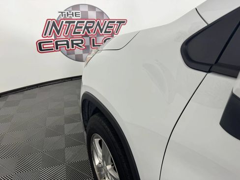 Used 2018 Chevrolet Trax LS AWD/4WD image 21