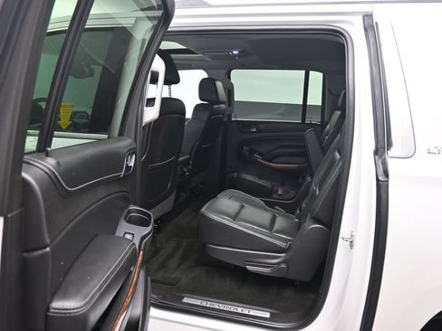 Used 2016 Chevrolet Suburban LTZ AWD/4WD image 34