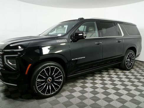 New 2026 Chevrolet Suburban High Country image 2