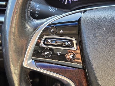 Used 2014 Cadillac XTS Luxury image 19