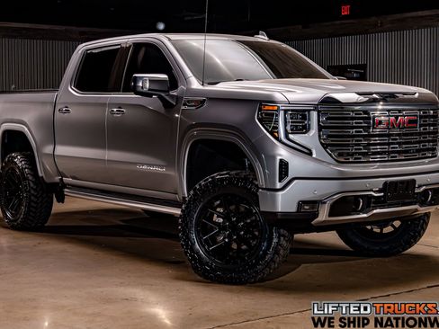 Used 2024 GMC Sierra 1500 Denali AWD/4WD image 1