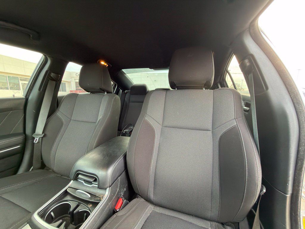 Used 2020 Dodge Charger SXT RWD image 11