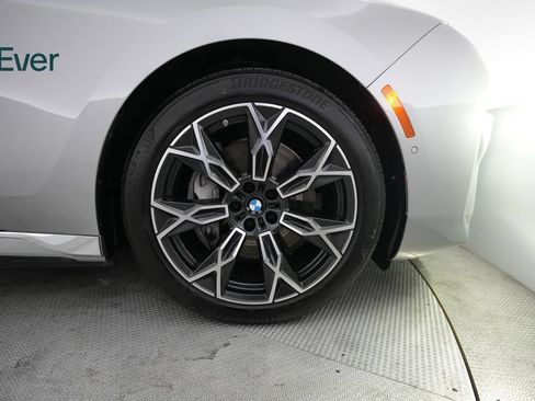 Used 2023 BMW i7 xDrive60 AWD/4WD image 20