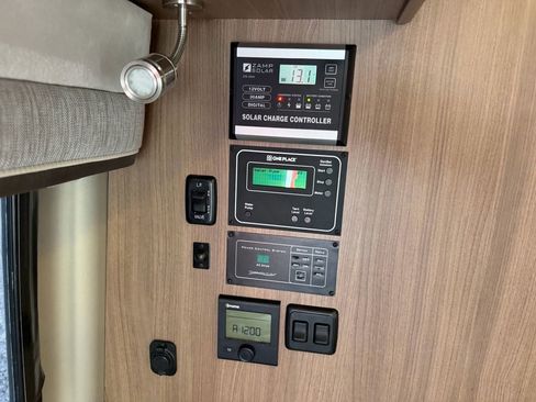 Used 2015 RAM ProMaster 3500 w/ Premium Appearance Group image 19