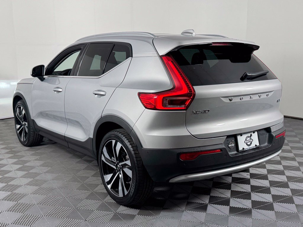 Certified 2023 Volvo XC40 B5 Ultimate w/ Protection Package Premier AWD/4WD image 11