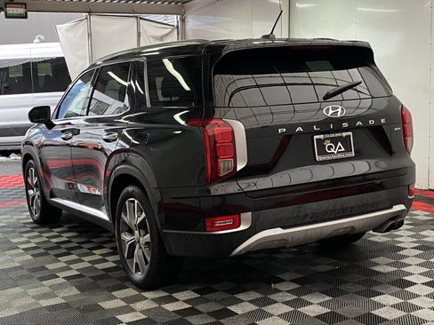 Used 2020 Hyundai Palisade SEL w/ Premium Package AWD/4WD image 4