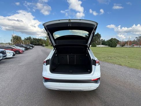 Used 2023 Audi Q4 e-tron Premium Plus image 55