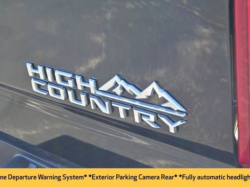 Used 2023 Chevrolet Silverado 2500 High Country image 21