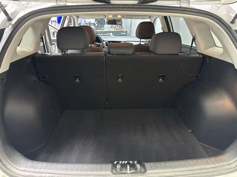 Used 2018 Kia Niro FE FWD image 17