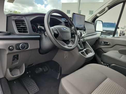 Used 2025 Ford Transit 350 XLT RWD image 9