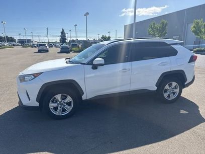 Used 2020 Toyota RAV4 XLE w/ Convenience Package