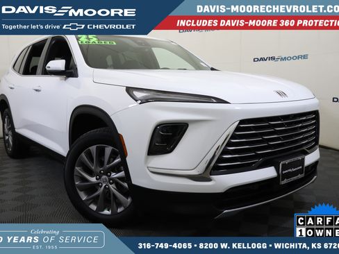 Used 2025 Buick Enclave Preferred image 1