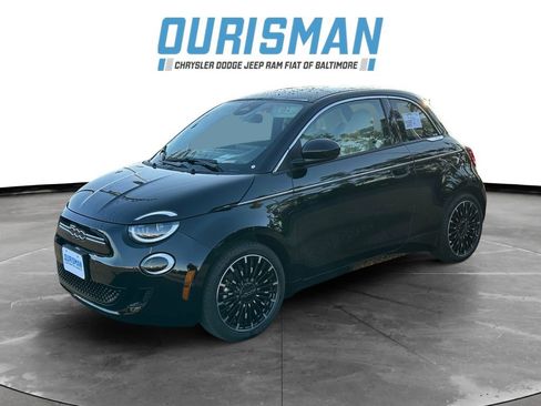 New 2025 FIAT 500 e image 2