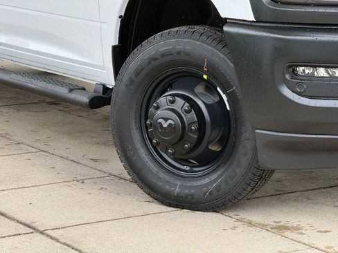 New 2026 RAM 3500 Tradesman AWD/4WD image 10