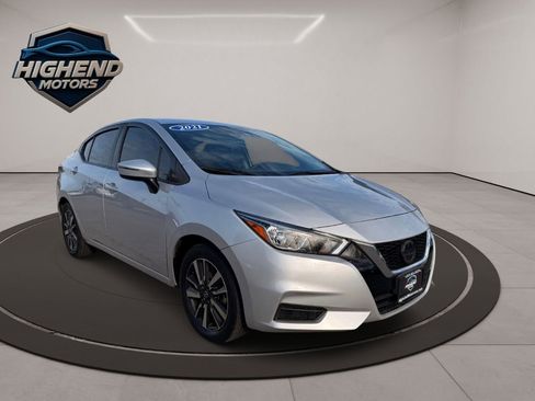 Used 2021 Nissan Versa SV image 6