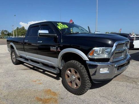 Used 2015 RAM 2500 Laramie AWD/4WD image 1