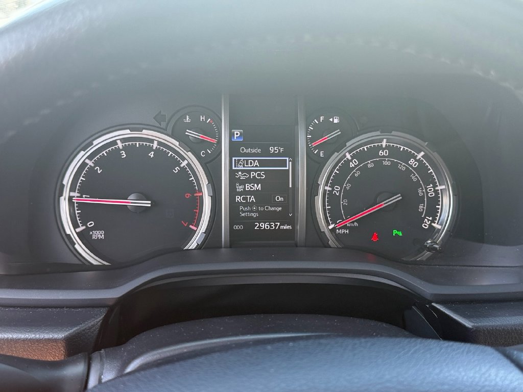 Used 2024 Toyota 4Runner Limited AWD/4WD image 23