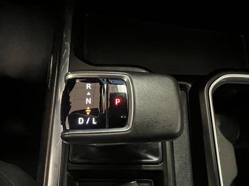 Used 2022 Chevrolet Silverado 1500 RST AWD/4WD image 39