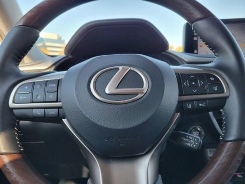 Used 2021 Lexus RX 350L Premium w/ Premium Package AWD/4WD image 36