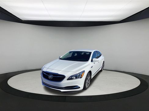 Used 2019 Buick LaCrosse Premium FWD image 4