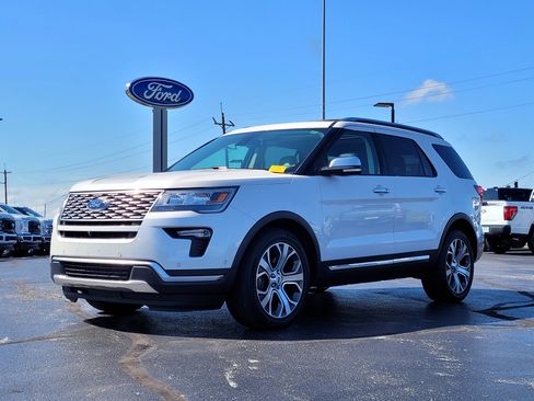 Used 2018 Ford Explorer Platinum AWD/4WD image 8