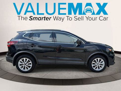 Used 2020 Nissan Rogue Sport SV AWD/4WD image 2