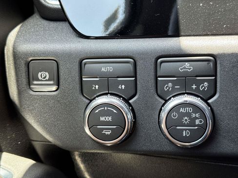 New 2026 GMC Sierra 1500 Elevation AWD/4WD image 16