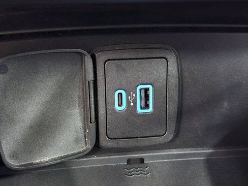 Used 2022 Ford Bronco Black Diamond AWD/4WD image 19