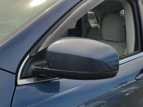 Used 2020 Jeep Cherokee Limited image 11