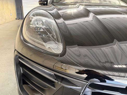 Certified 2026 Porsche Macan AWD/4WD image 14