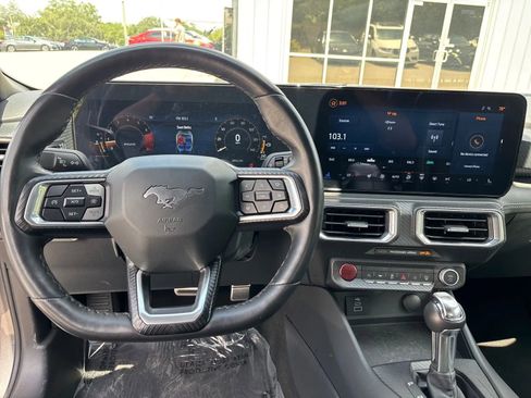 Used 2025 Ford Mustang Premium RWD image 12