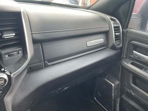 Used 2024 RAM 2500 Laramie w/ Night Edition image 18