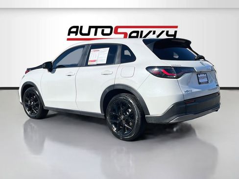 Used 2025 Honda HR-V Sport image 5