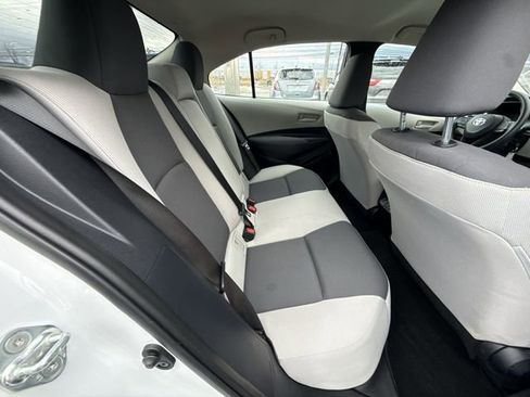 Used 2023 Toyota Corolla LE image 24