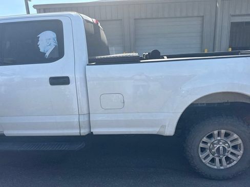 Used 2019 Ford F250 XLT w/ XLT Value Package AWD/4WD image 3