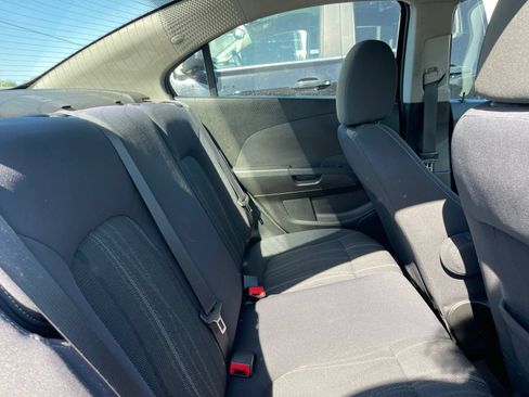 Used 2019 Chevrolet Sonic LT FWD image 8