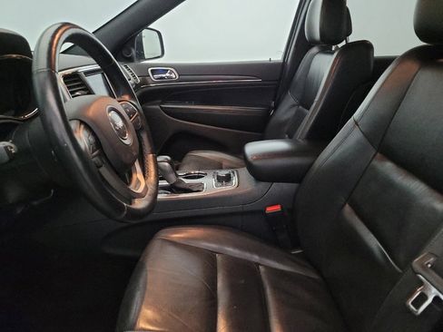 Used 2018 Jeep Grand Cherokee Limited image 17
