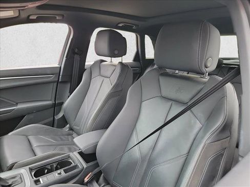 Used 2020 Audi Q3 2.0T Prestige w/ Prestige Package image 13