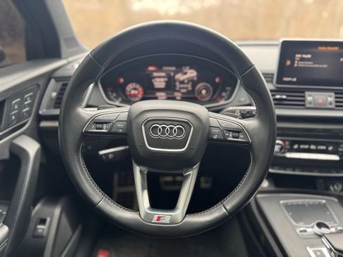 Used 2020 Audi SQ5 Premium Plus w/ Premium Plus Package image 22