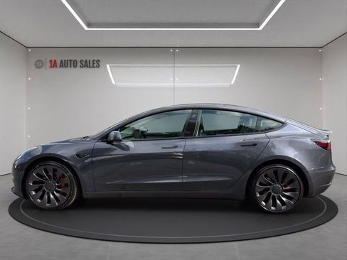 Used 2021 Tesla Model 3 Performance image 2