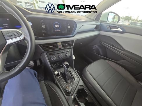 Used 2022 Volkswagen Taos SE AWD/4WD image 8