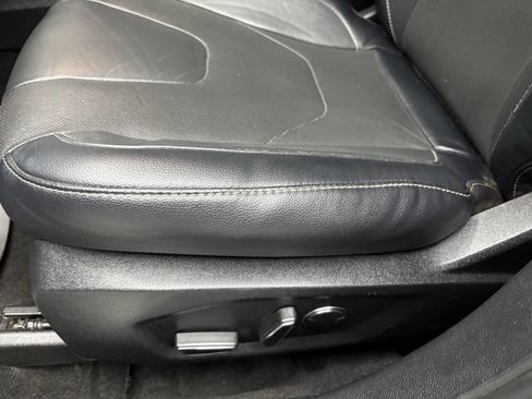 Used 2020 Ford Fusion Titanium image 18