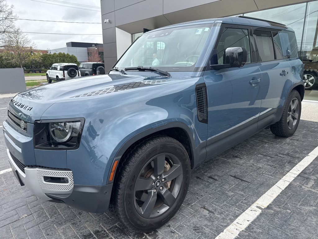 Used 2020 Land Rover Defender 110 HSE AWD/4WD image 1